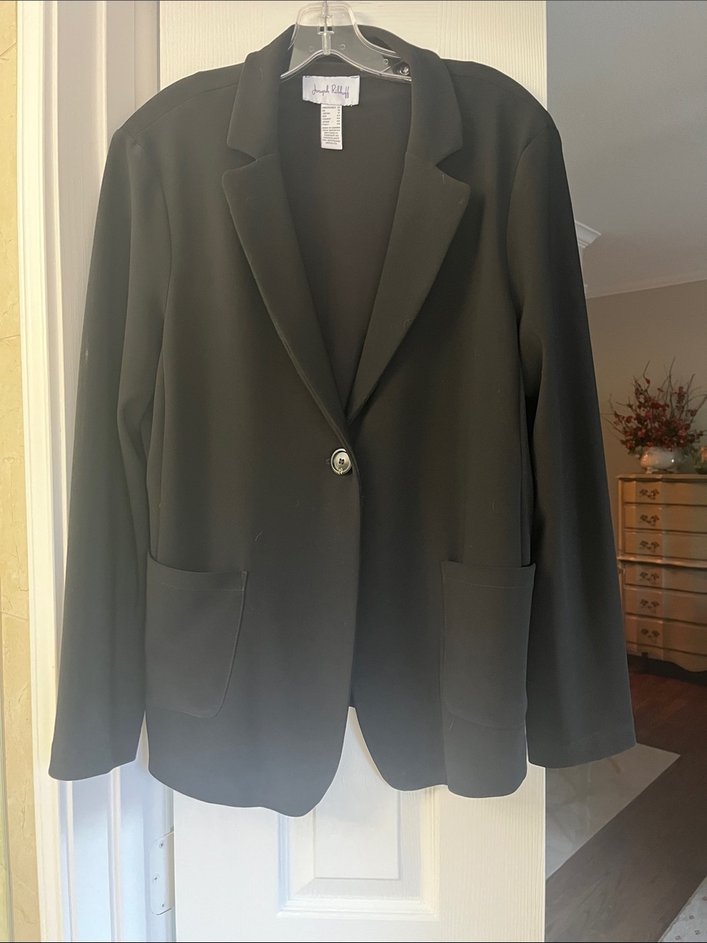 Joseph Ribkoff Black Single-Button Blazer